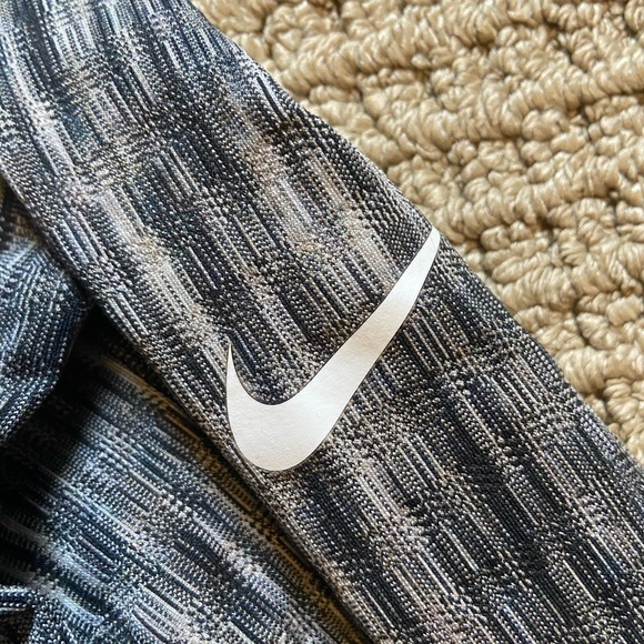 NIKE PRO QUARTERZIP - Picture 3 of 4